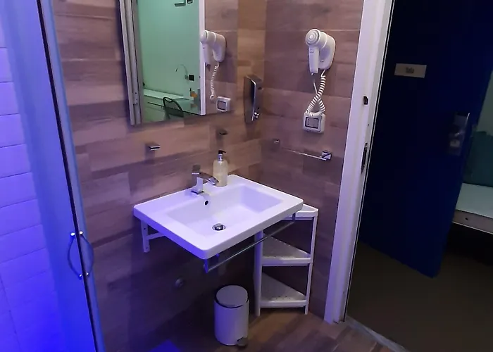 Youth Station Hostel Roma