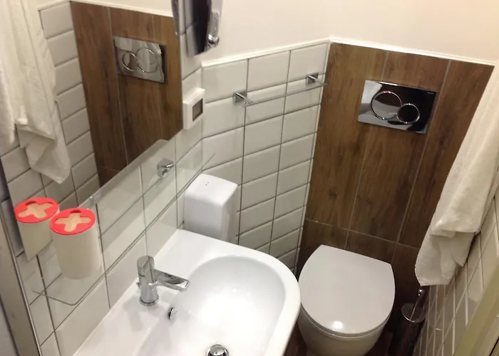 Youth Station Hostel Roma