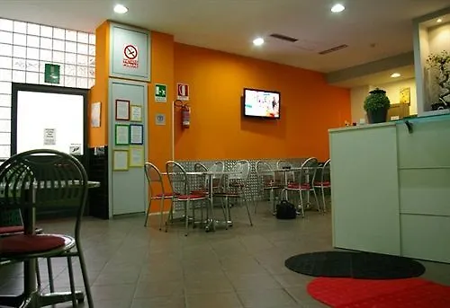 Hostel Youth Station Roma